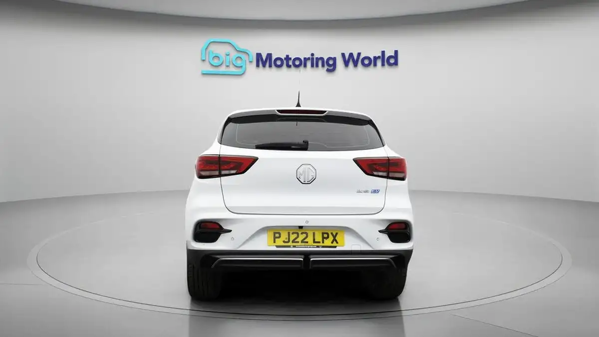 2022-mg-zs-suv-e-trophy-ev-156ps-long-range-big-6
