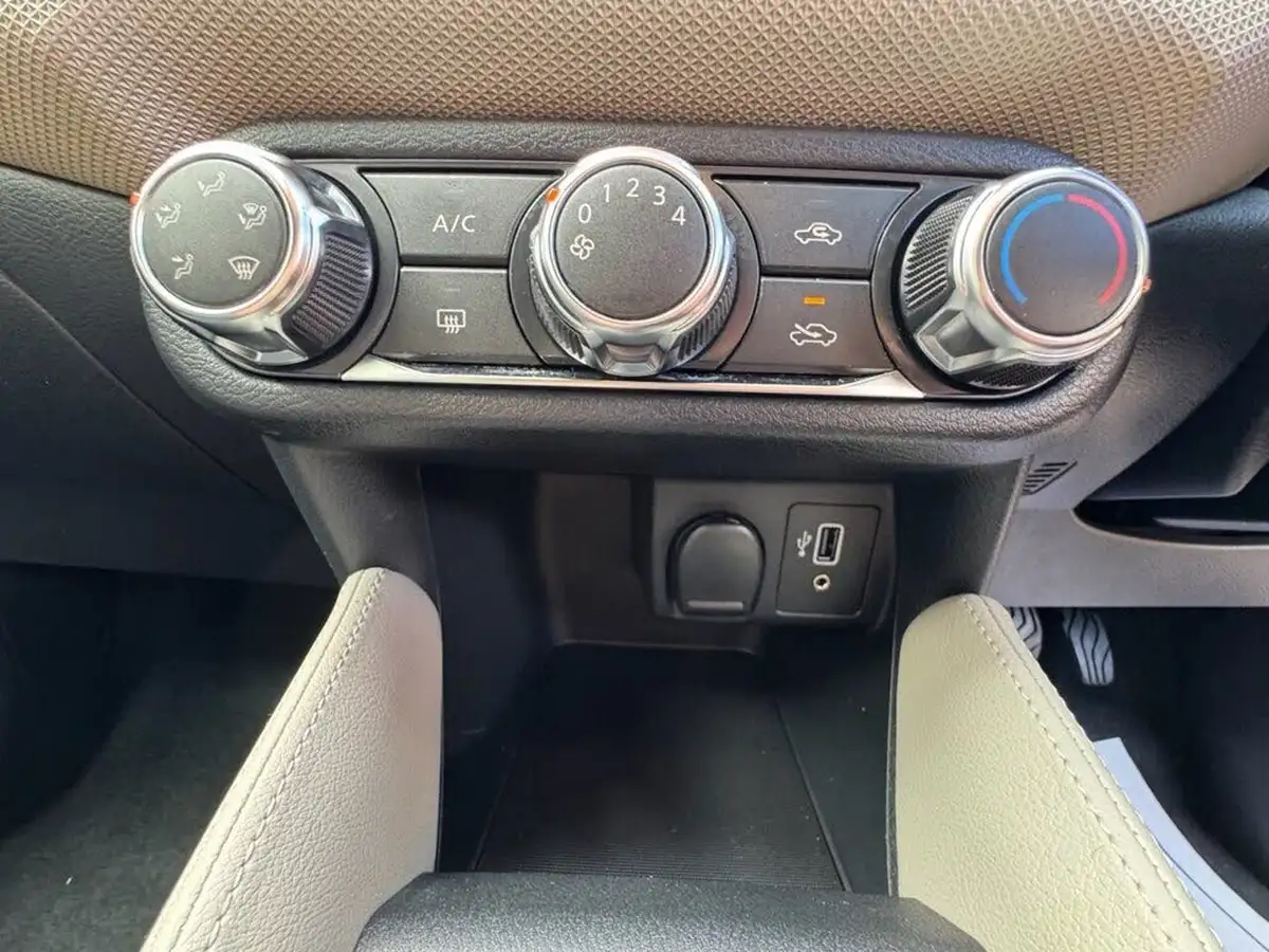 2020-nissan-micra-10-ig-t-acenta-100ps-vision-pack-big-54