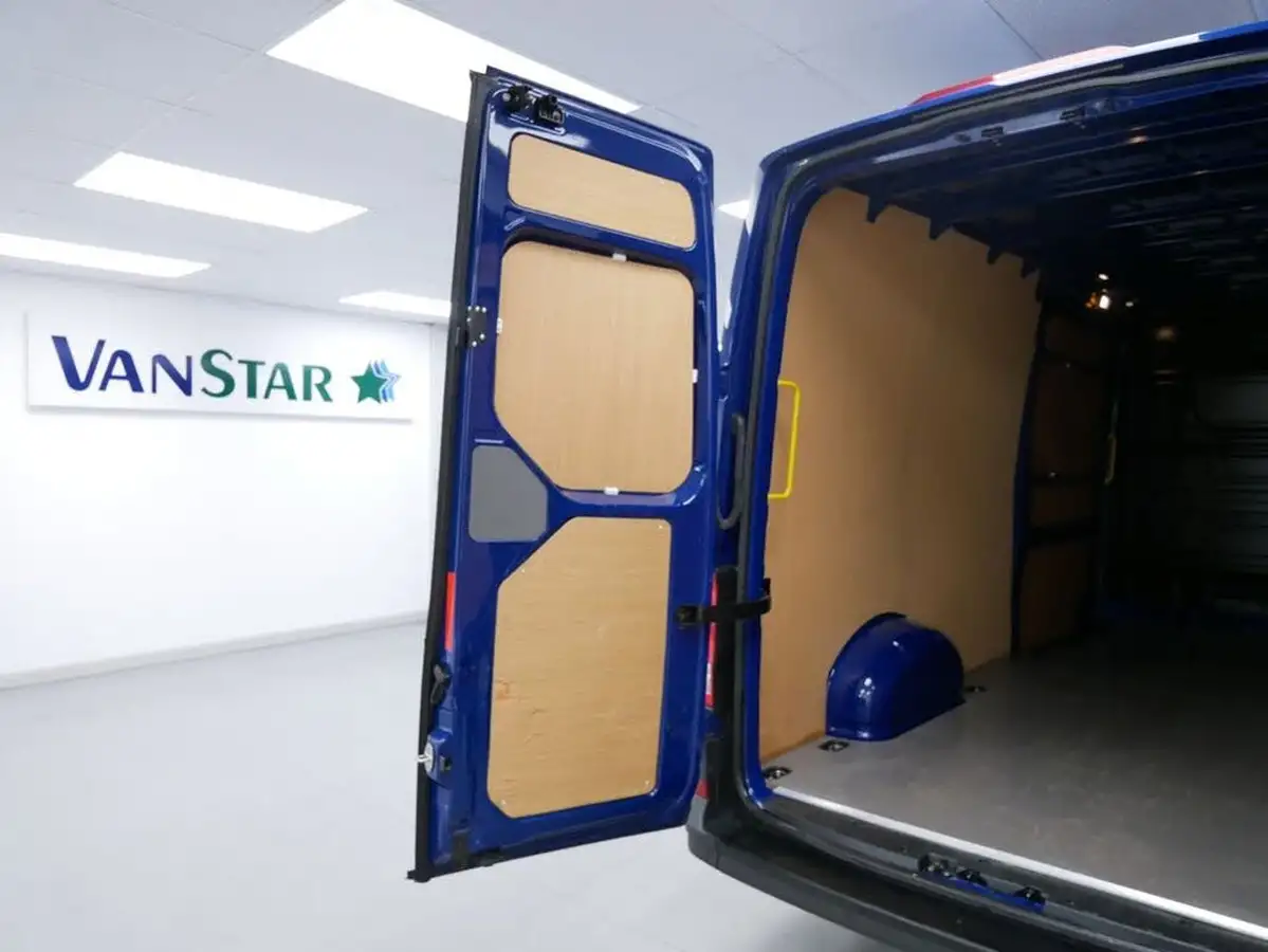 2020-volkswagen-crafter-20tdi-cr35-lwb-trendline-140pseu6dt-e-big-24