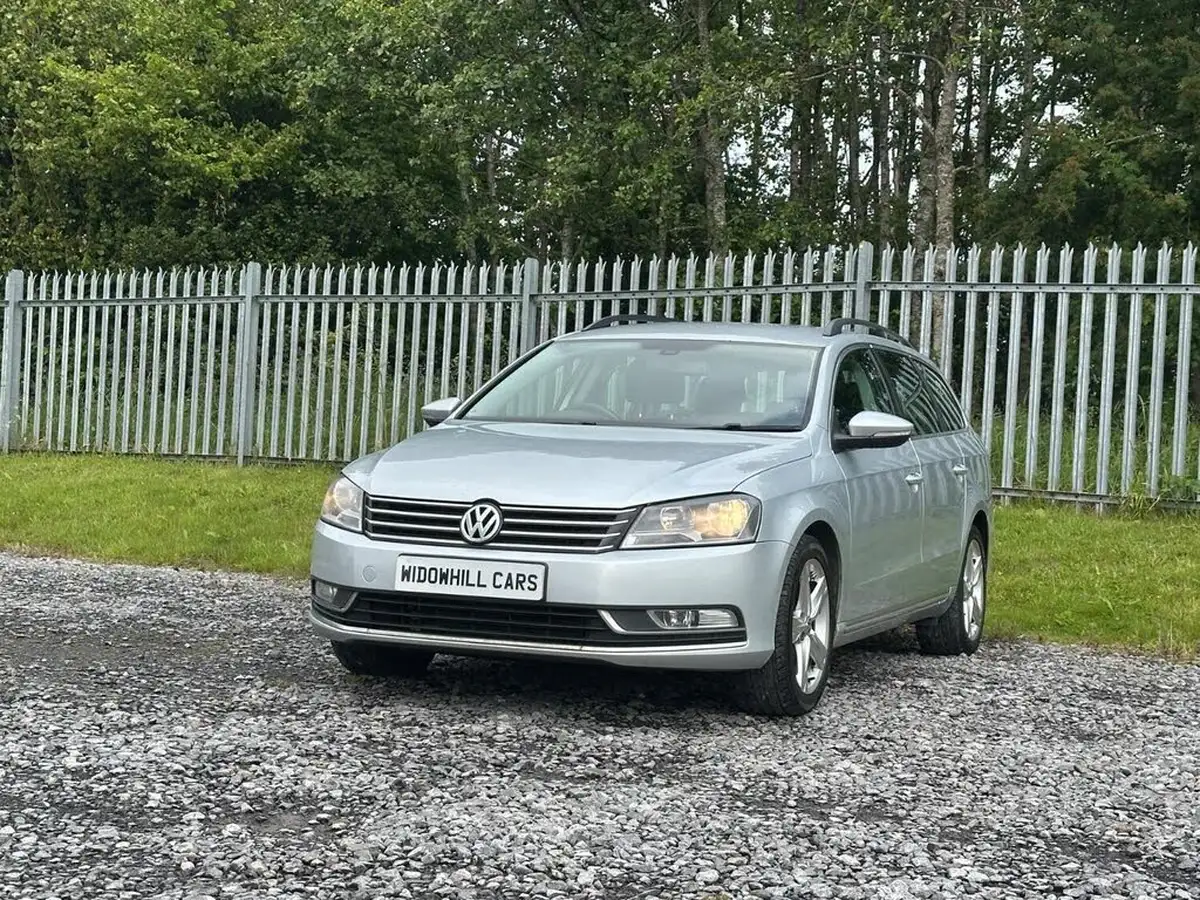 2012-volkswagen-passat-16td-se-estate-5d-big-0