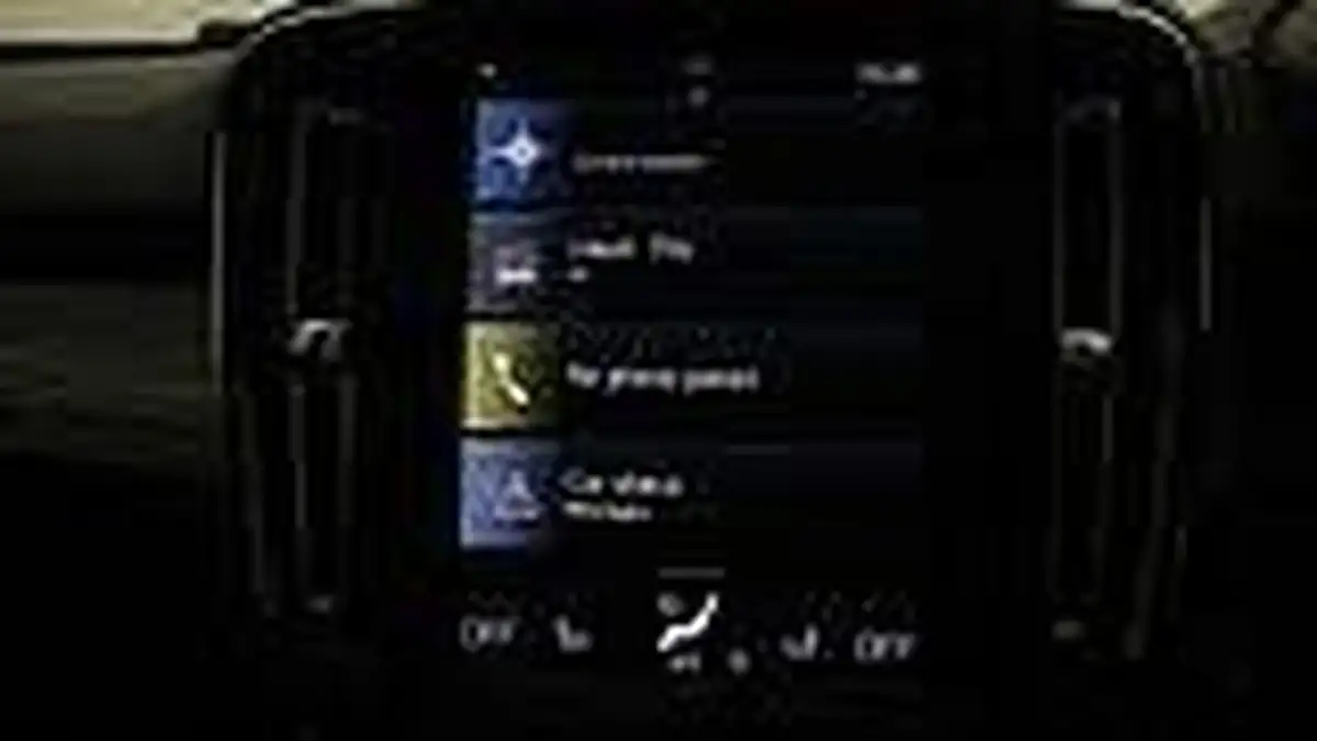 2022-volvo-xc40-15-t3-r-design-auto-big-61