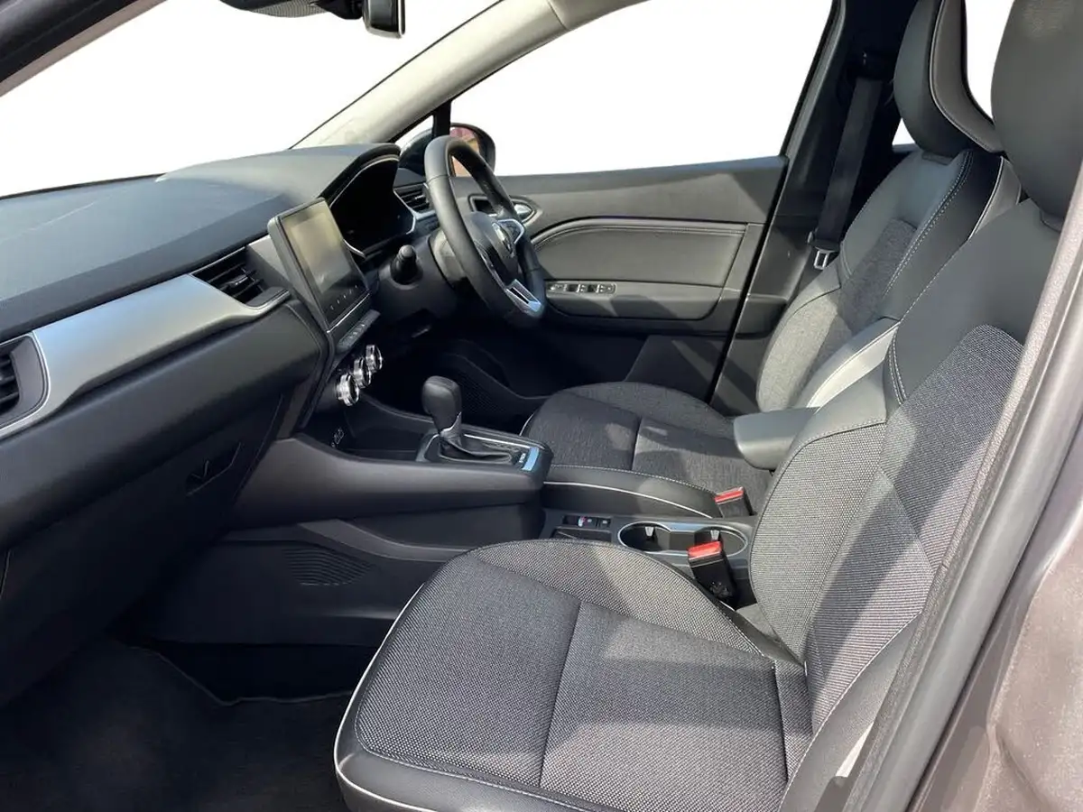 2023-renault-captur-16-techno-160ps-plug-in-big-9