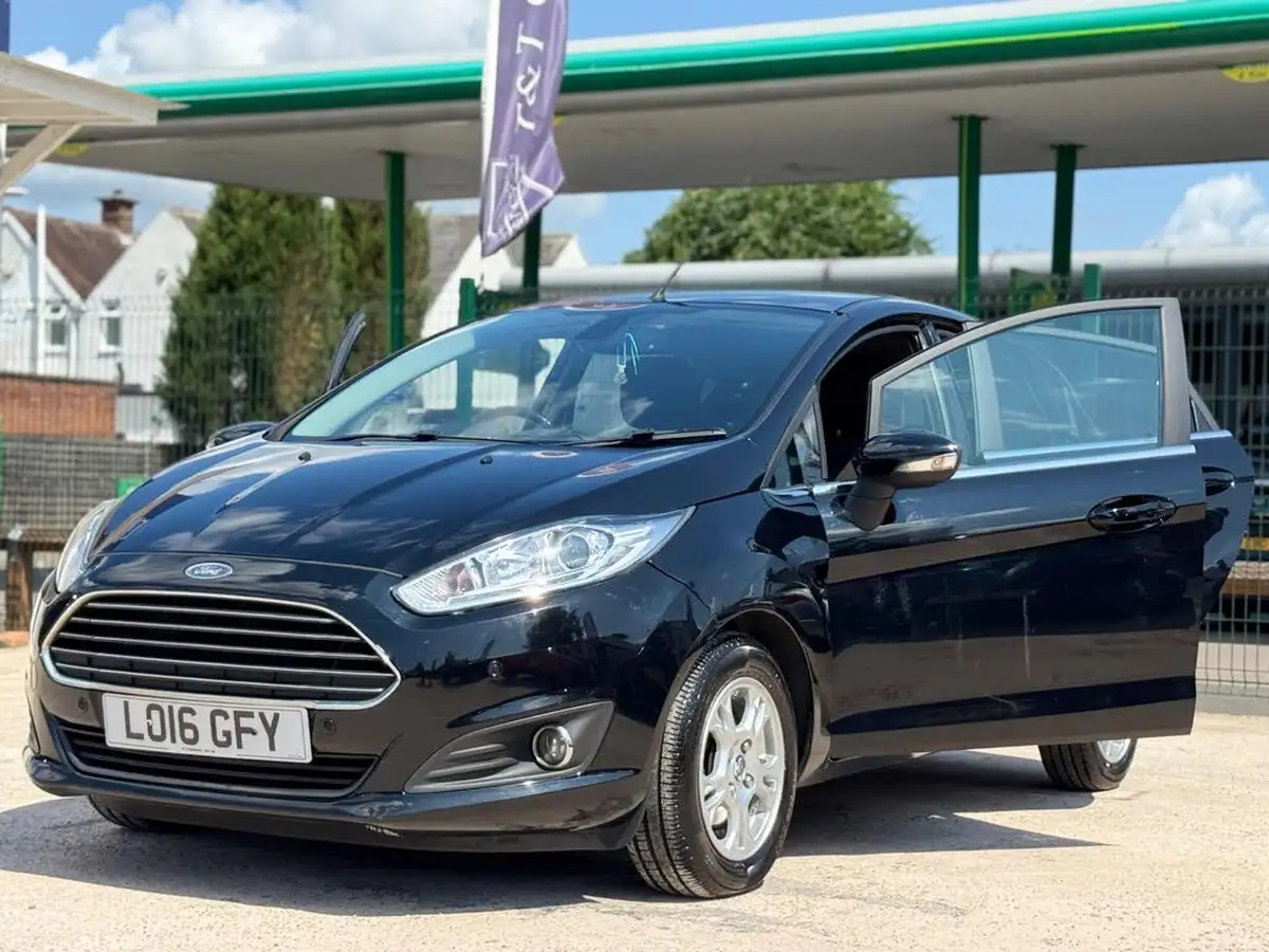 2016-ford-fiesta-15tdci-titanium-econetic-5d-big-20