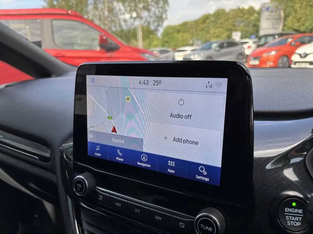2022-ford-fiesta-10t-st-line-100ps-5d-big-13