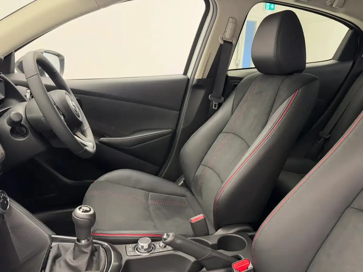 2025-mazda-mazda2-15-e-skyactiv-g-homura-aka-115ps-big-12