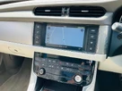 2015-jaguar-xf-20td-portfolio-180ps-auto-small-37