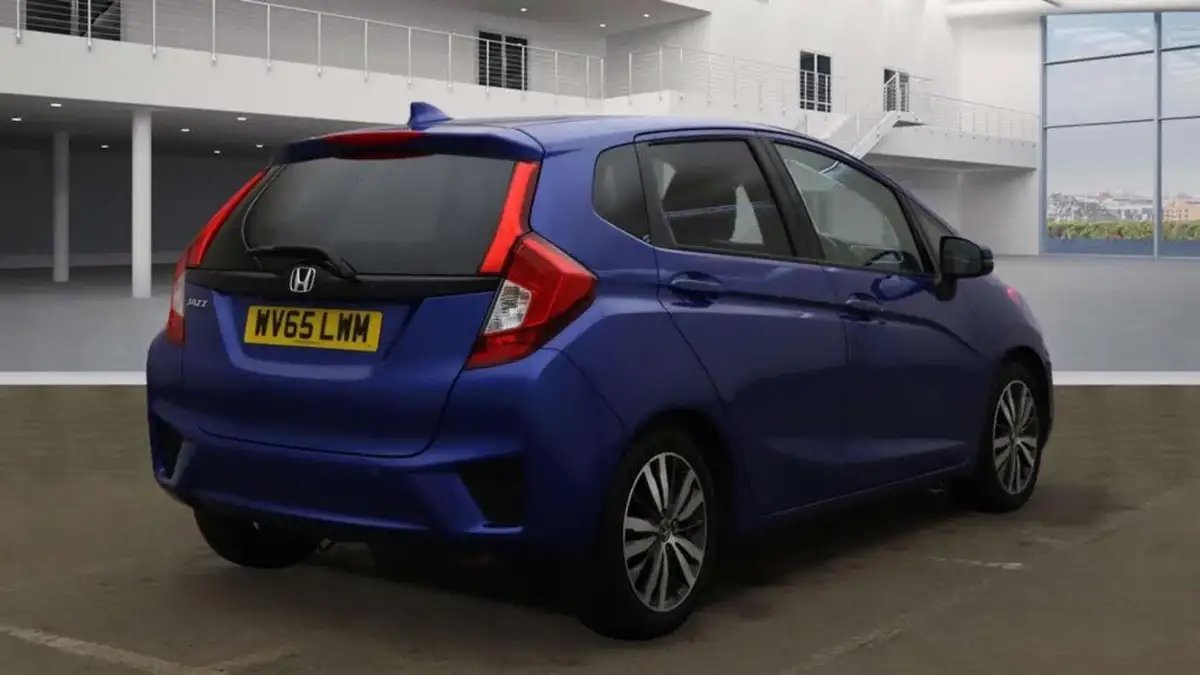 2015-honda-jazz-13-i-vtec-ex-cvt-big-6
