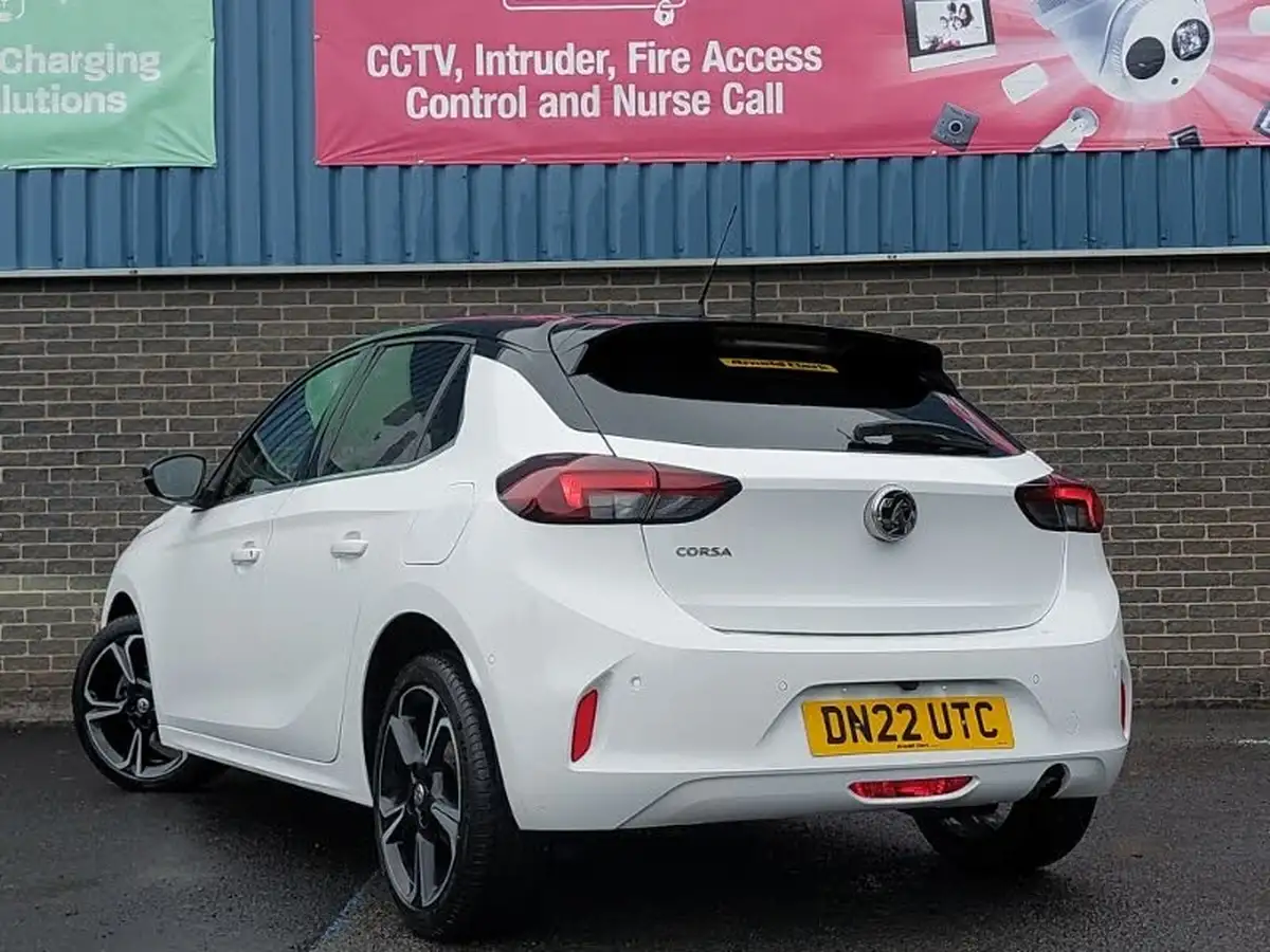 2022-vauxhall-corsa-12i-elite-edition-big-1