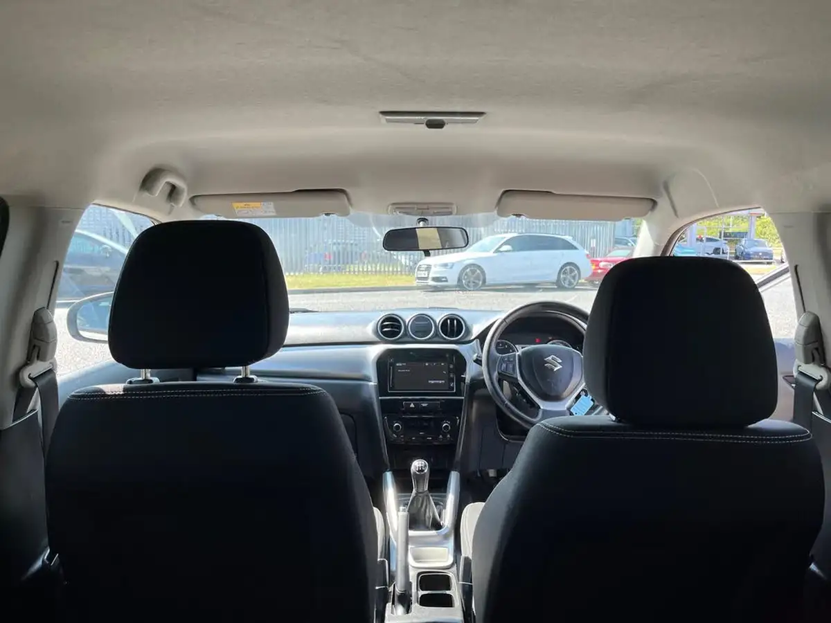 2016-suzuki-vitara-16-sz-t-big-8