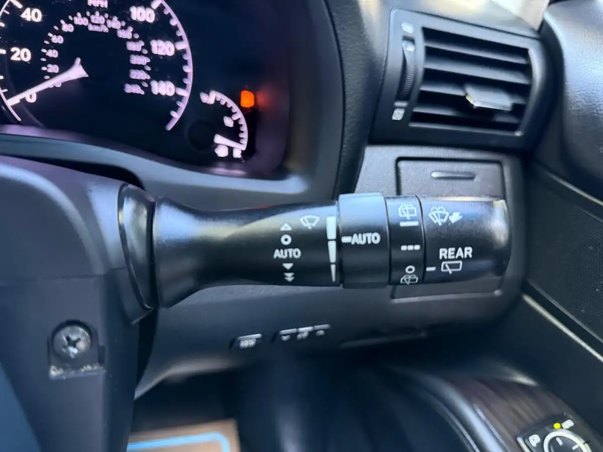 2013-lexus-rx-450h-35-luxury-big-35