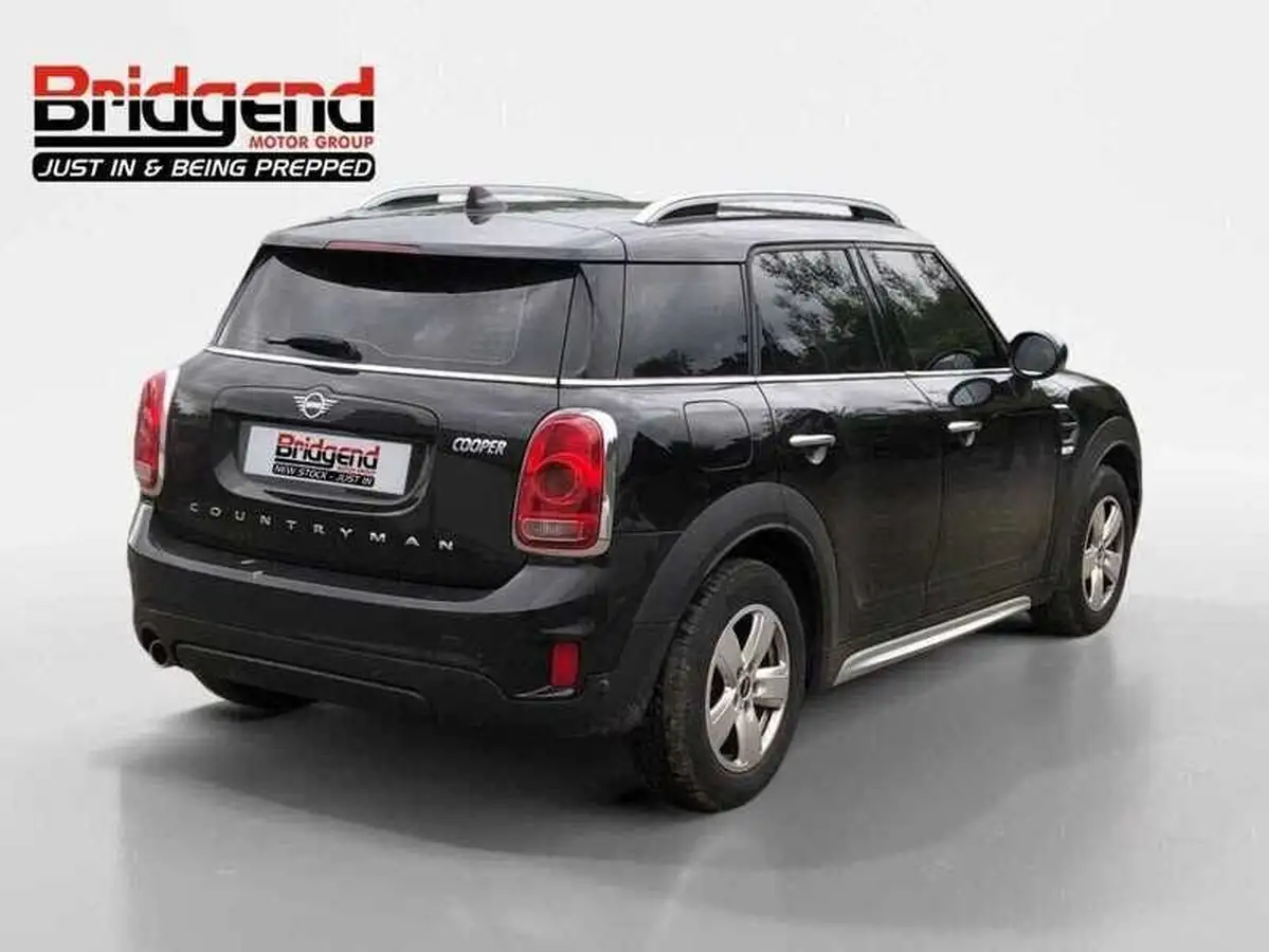 2020-mini-countryman-15-cooper-classic-auto-big-2