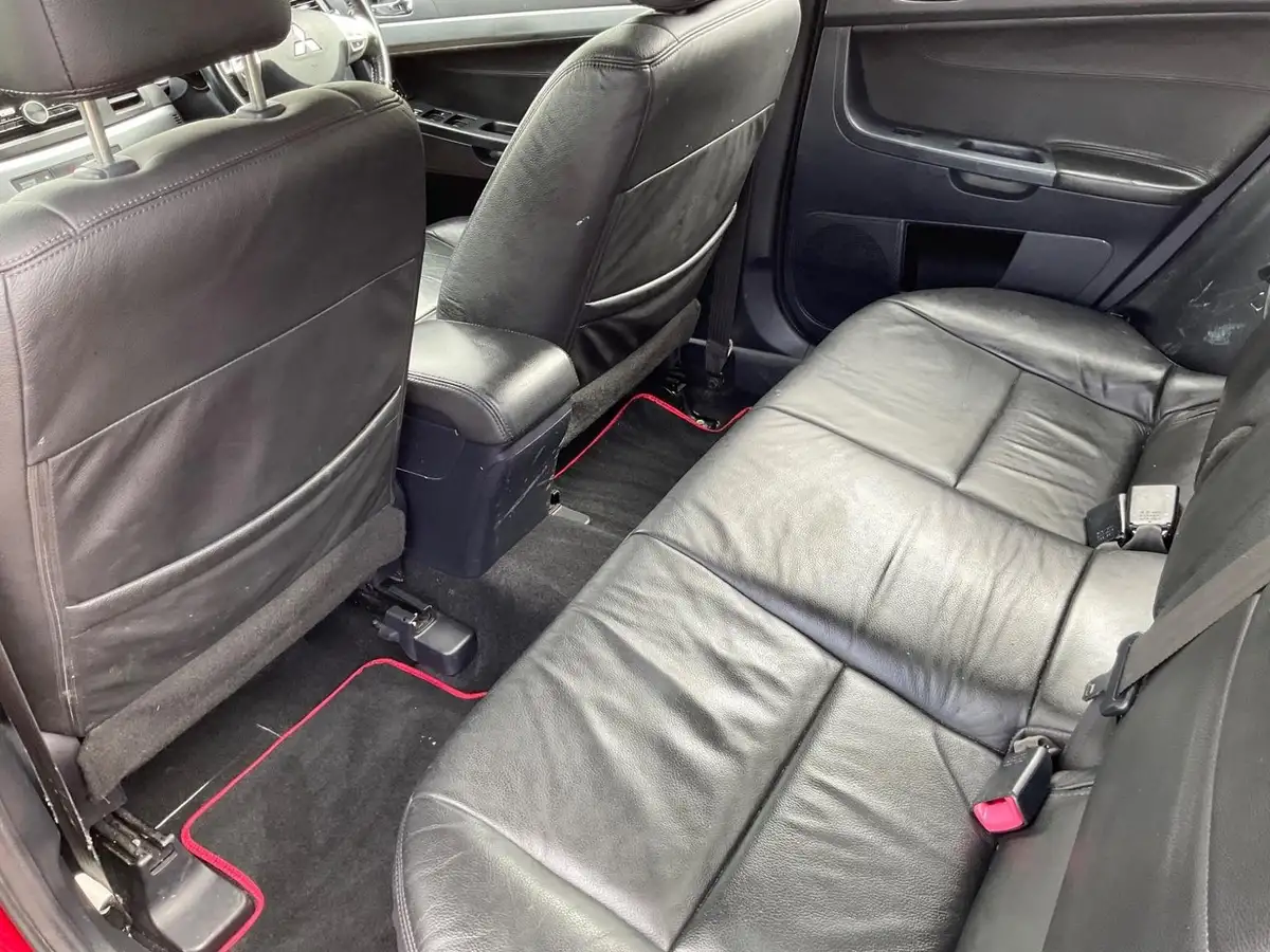 2011-mitsubishi-lancer-20td-juro-big-22