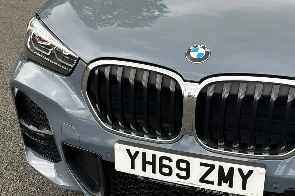 2019-bmw-x1-20-xdrive20i-m-sport-big-25