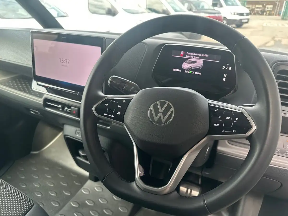 2024-volkswagen-id-buzz-cargo-e-commerce-plus-286ps-79kwh-big-27