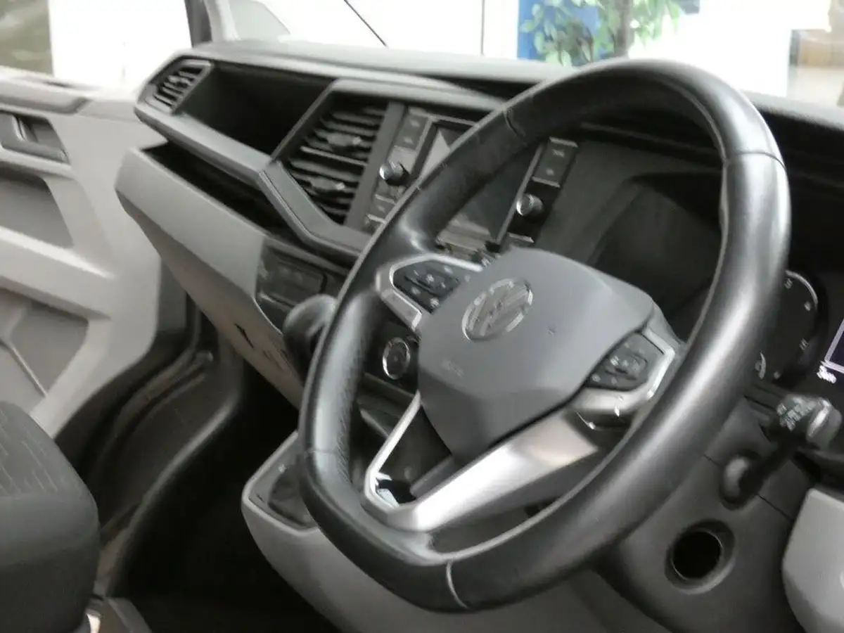 2021-volkswagen-transporter-shuttle-20tdi-t32-se-bmt-lwb-150ps-eu6dt-e-dsg-big-42