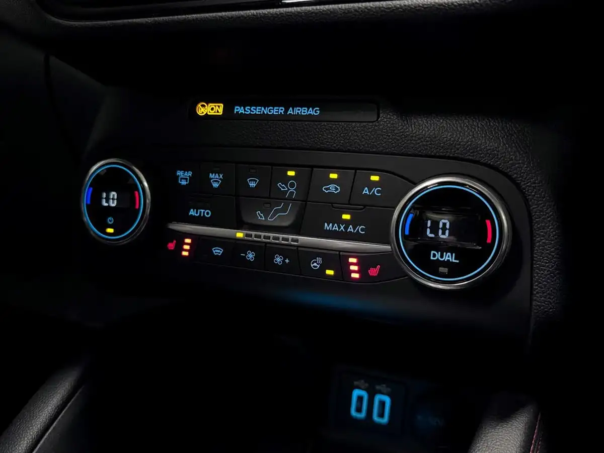 2022-ford-kuga-25t-st-line-x-edition-225ps-phev-big-31