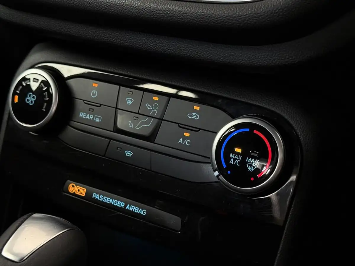 2023-ford-puma-suv-big-38