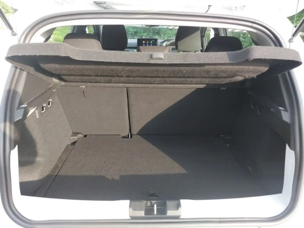 2022-dacia-sandero-stepway-10-tce-comfort-90bhp-big-7