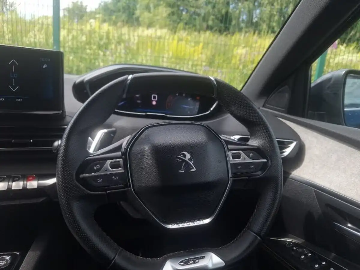 2024-peugeot-5008-suv-15-bluehdi-gt-130ps-big-6