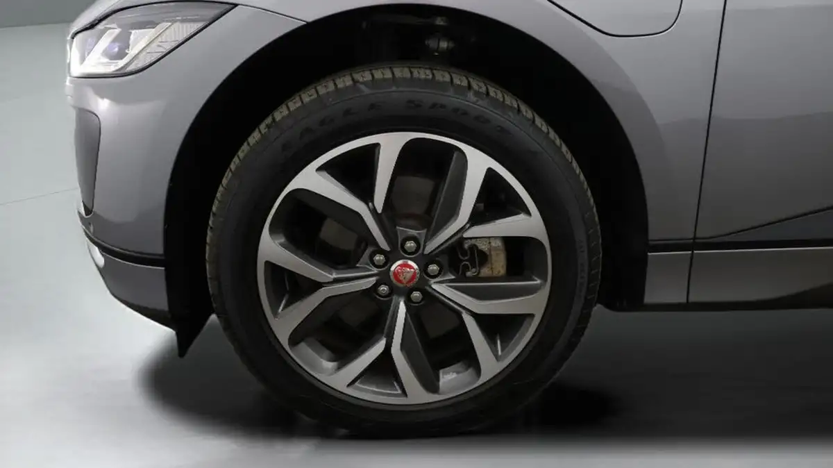 2022-jaguar-i-pace-ev400-hse-black-big-28