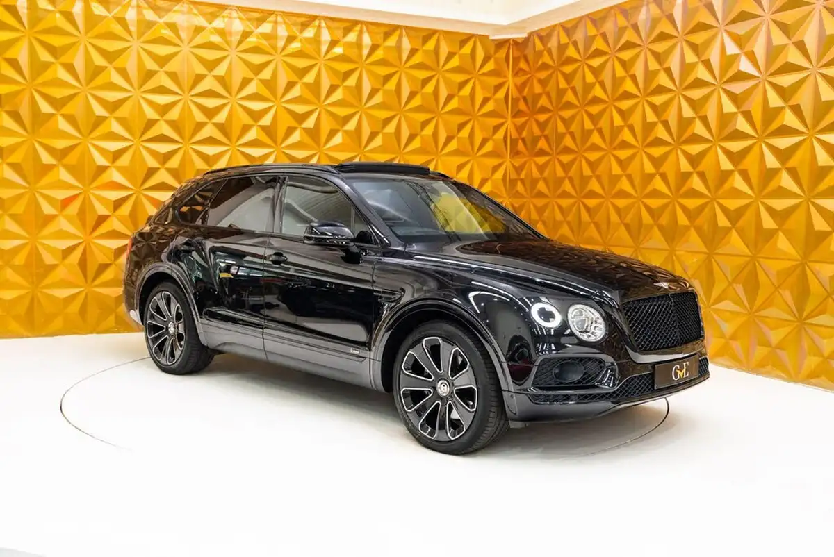2019-bentley-bentayga-40-v8-big-12