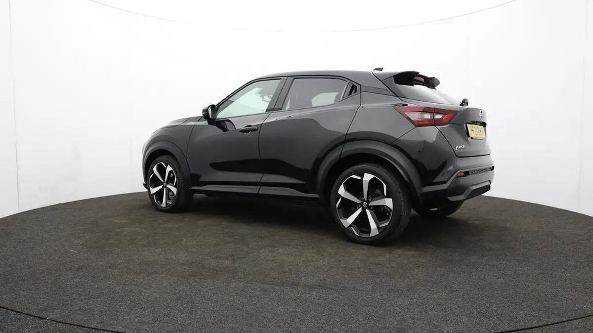 2021-nissan-juke-10-dig-t-tekna-big-75