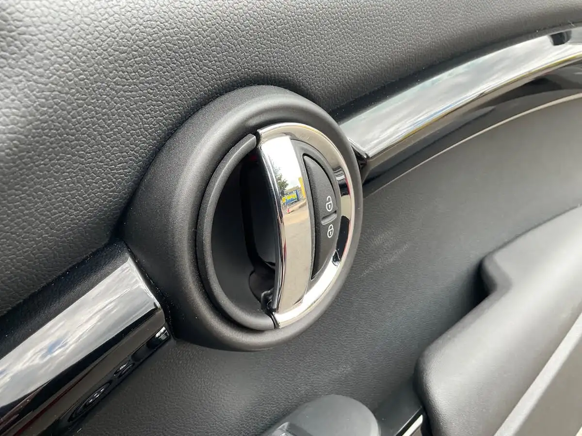 2021-mini-cooper-e-cooper-s-2-big-37