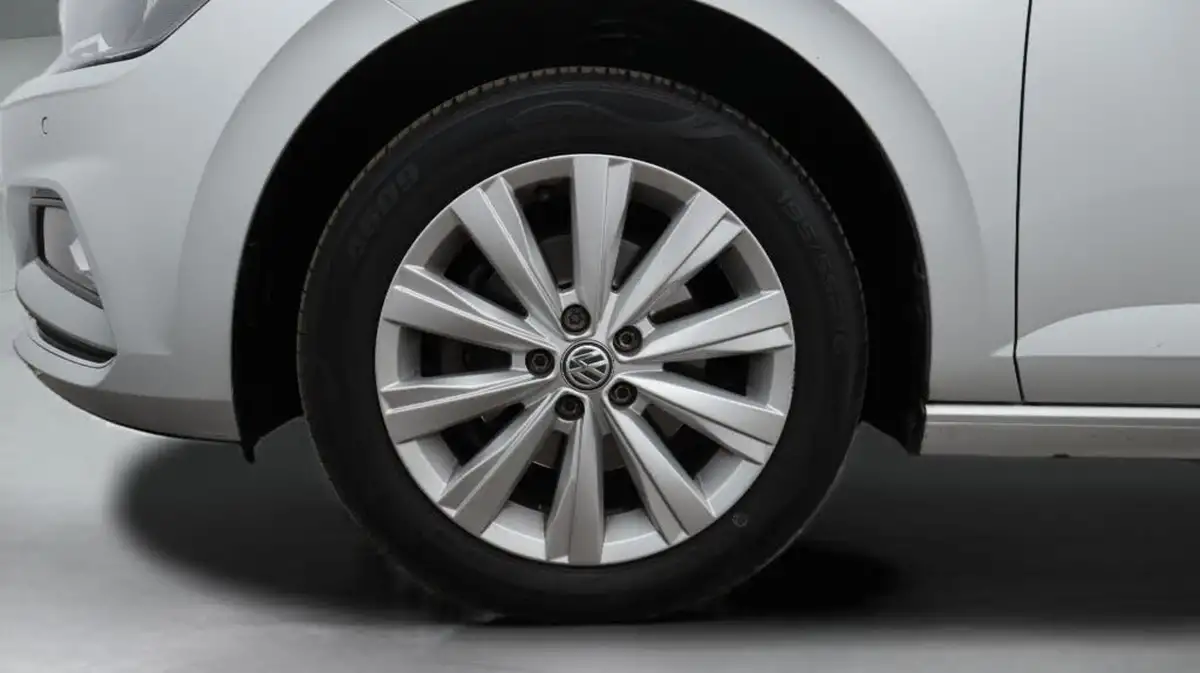 2018-volkswagen-polo-10-tsi-sel-115ps-5d-dsg-big-18
