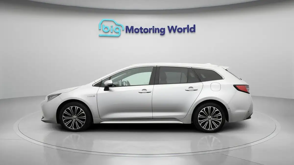 2020-toyota-corolla-20-vvt-i-excel-spare-wheel-touring-sports-big-4