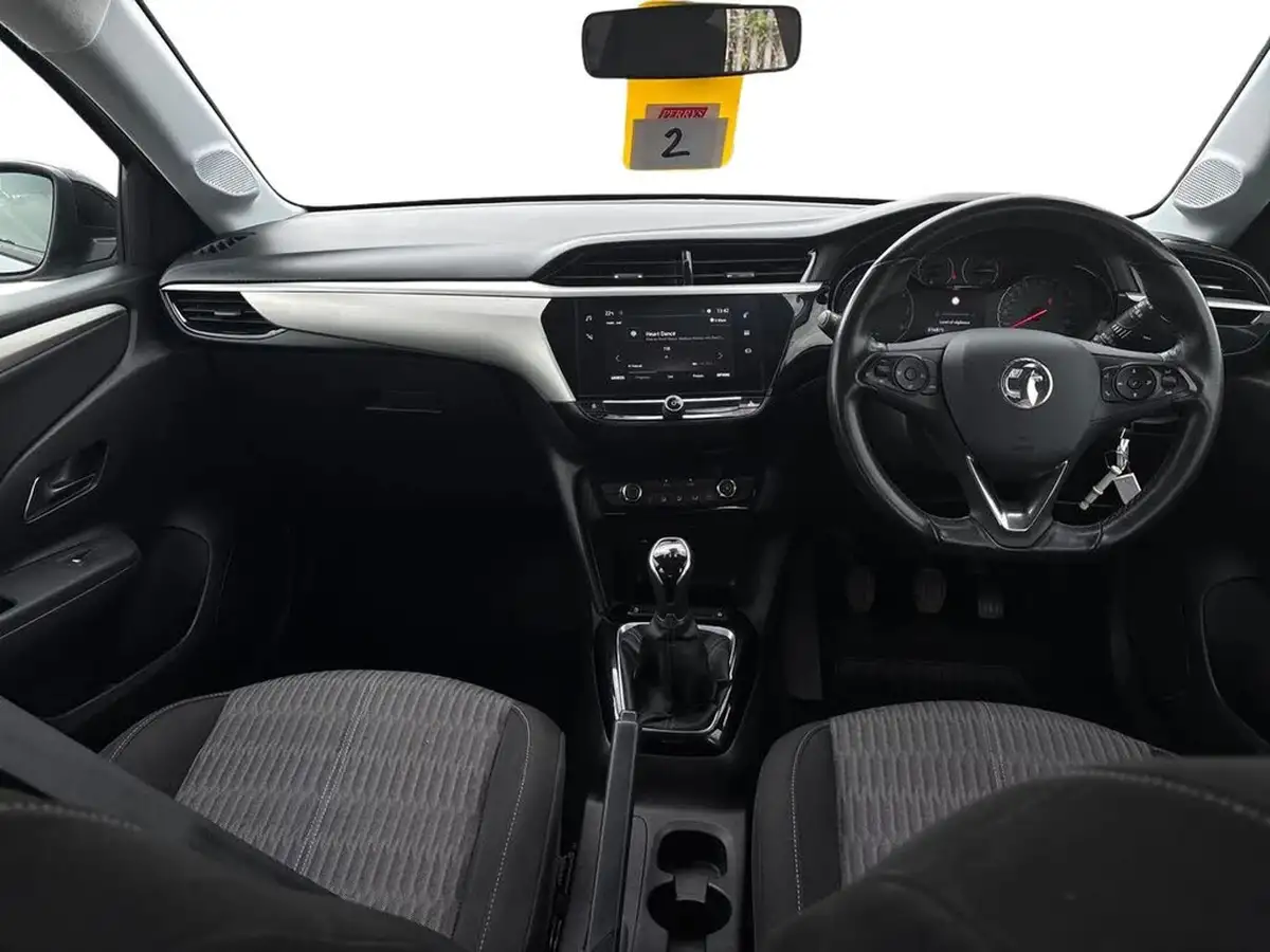 2020-vauxhall-corsa-12i-se-big-9