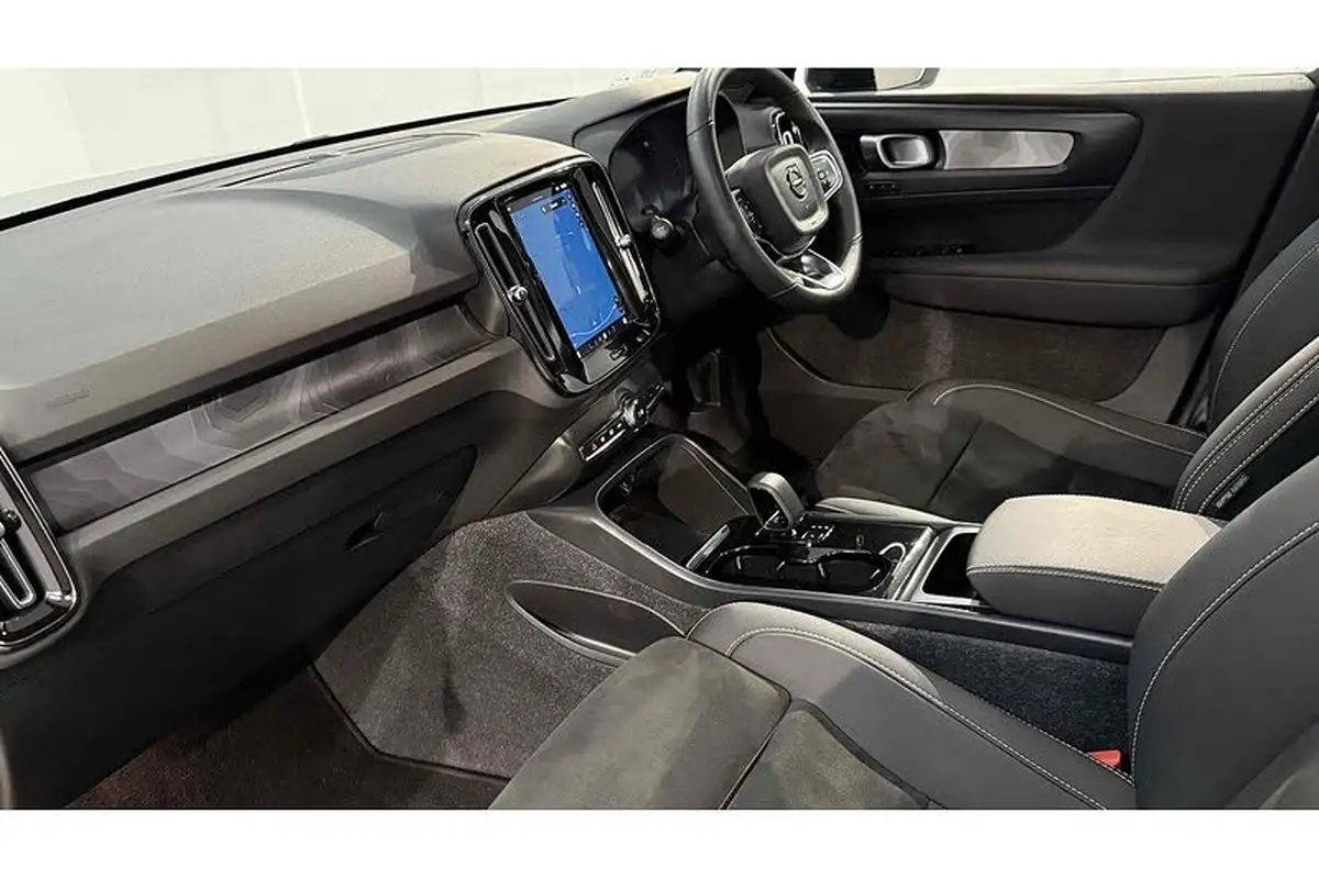2022-volvo-c40-e-twin-recharge-pro-big-50