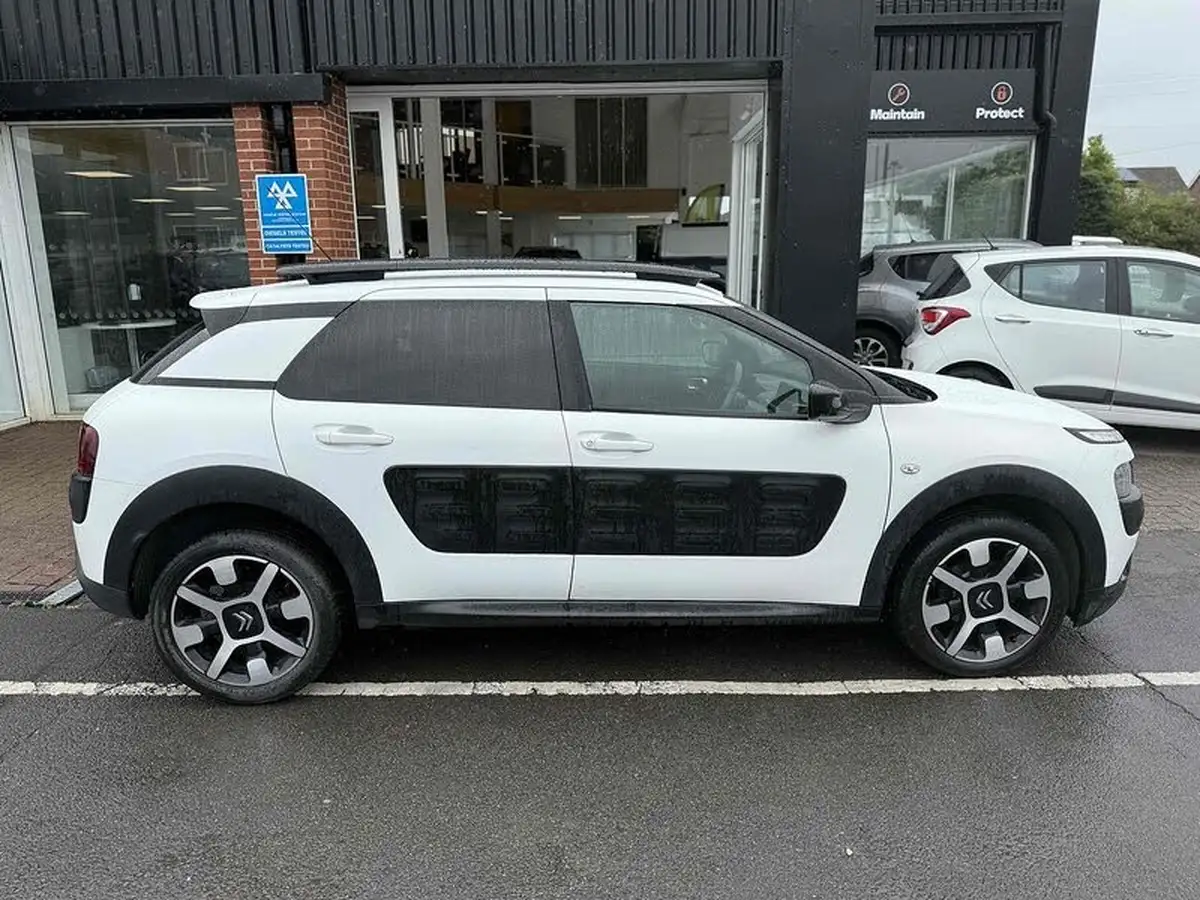 2017-citroen-c4-cactus-12-puretech-flair-82ps-ss-etg-big-7