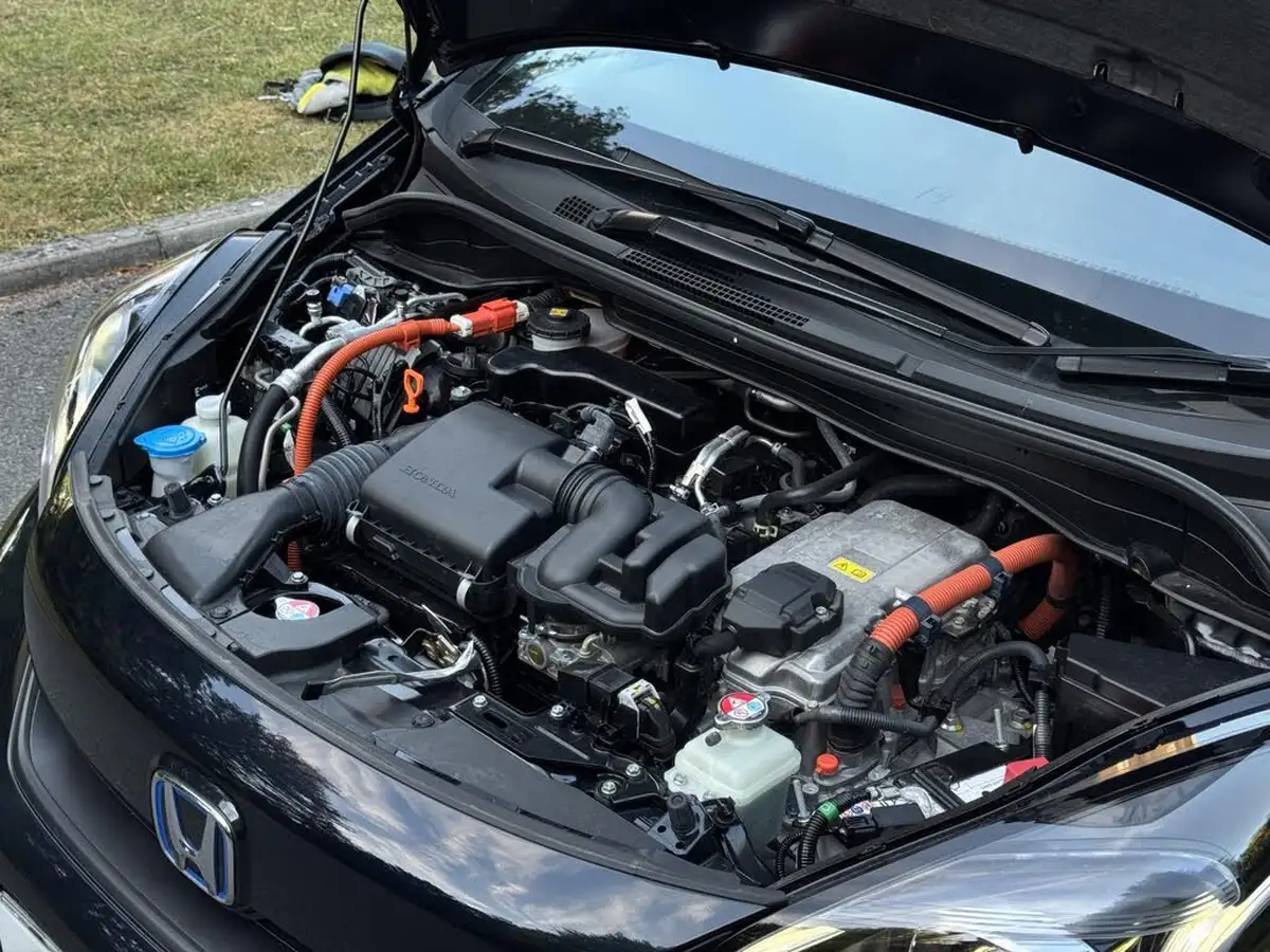 2021-honda-jazz-15-i-mmd-sr-109ps-big-24