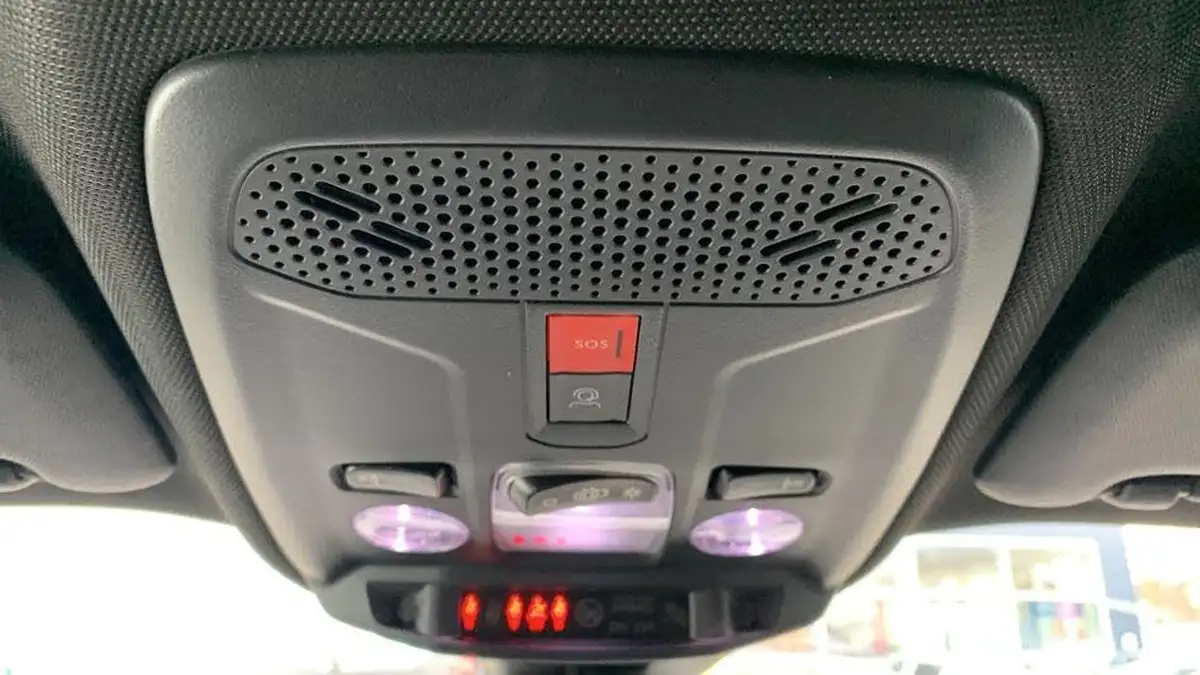 2024-peugeot-2008-suv-12-puretech-allure-136ps-hybrid-e-dsc6-big-38