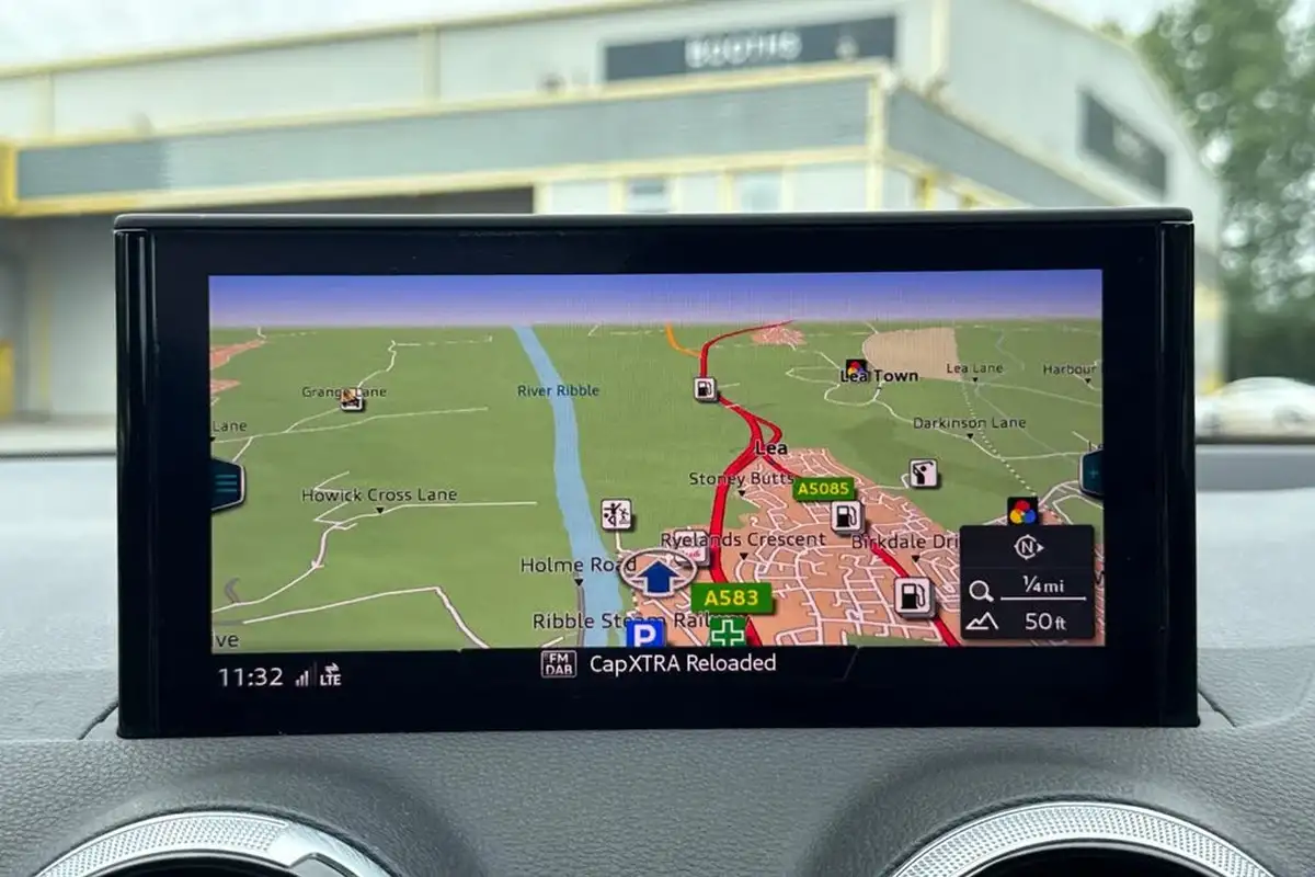 2021-audi-q2-15-35-tfsi-sport-big-43