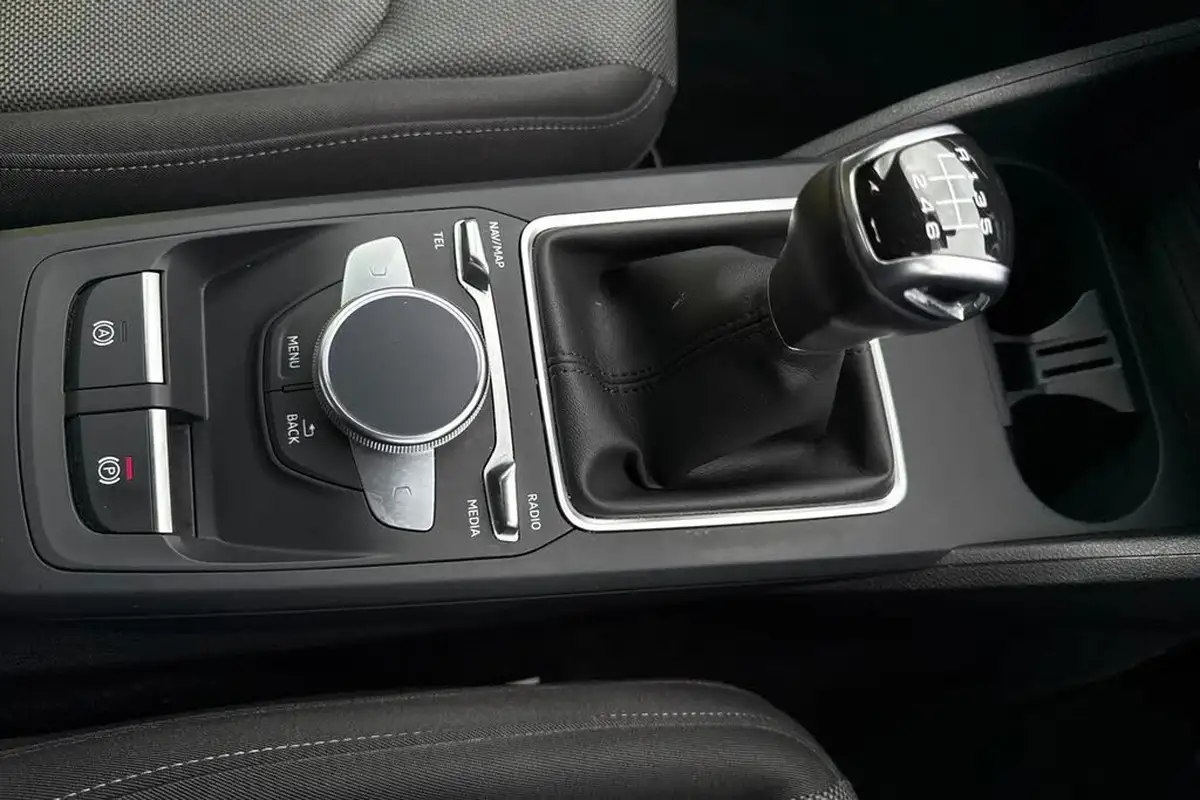 2021-audi-q2-15-35-tfsi-sport-big-19