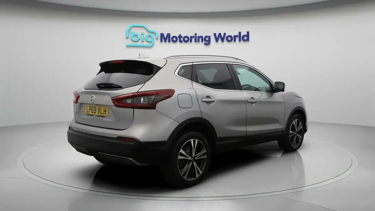 2020-nissan-qashqai-13-dig-t-n-connecta-160ps-dct-big-7