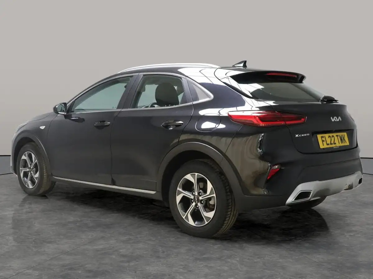 2022-kia-xceed-10-t-gdi-2-big-13
