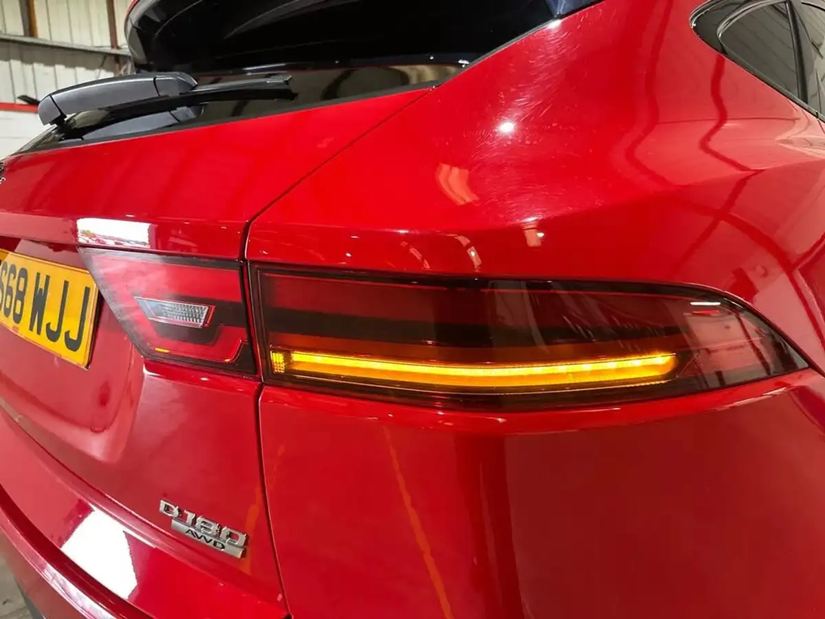 2018-jaguar-e-pace-20-i4d-s-awd-auto-big-39