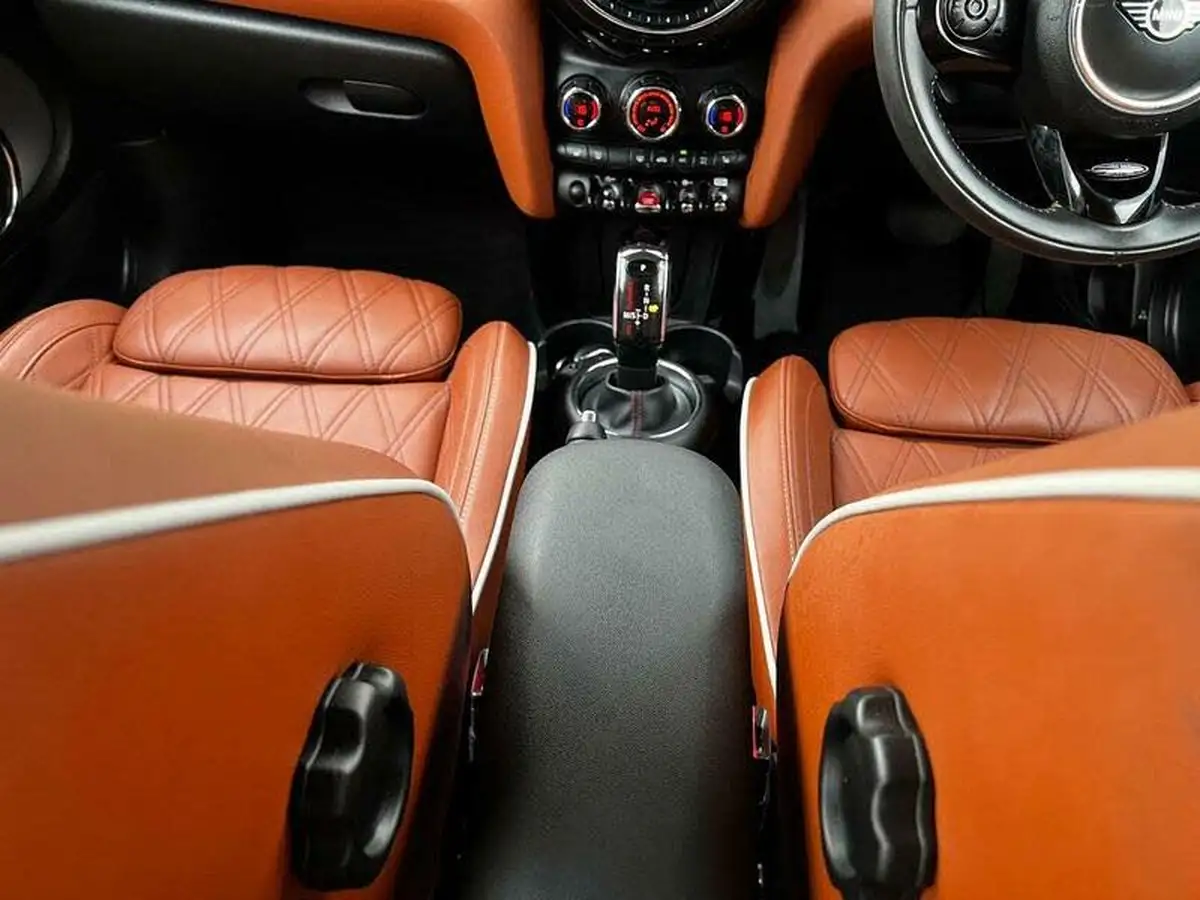 2020-mini-cooper-20-cooper-s-exclusive-189bhp-hatchback-3d-auto-big-9