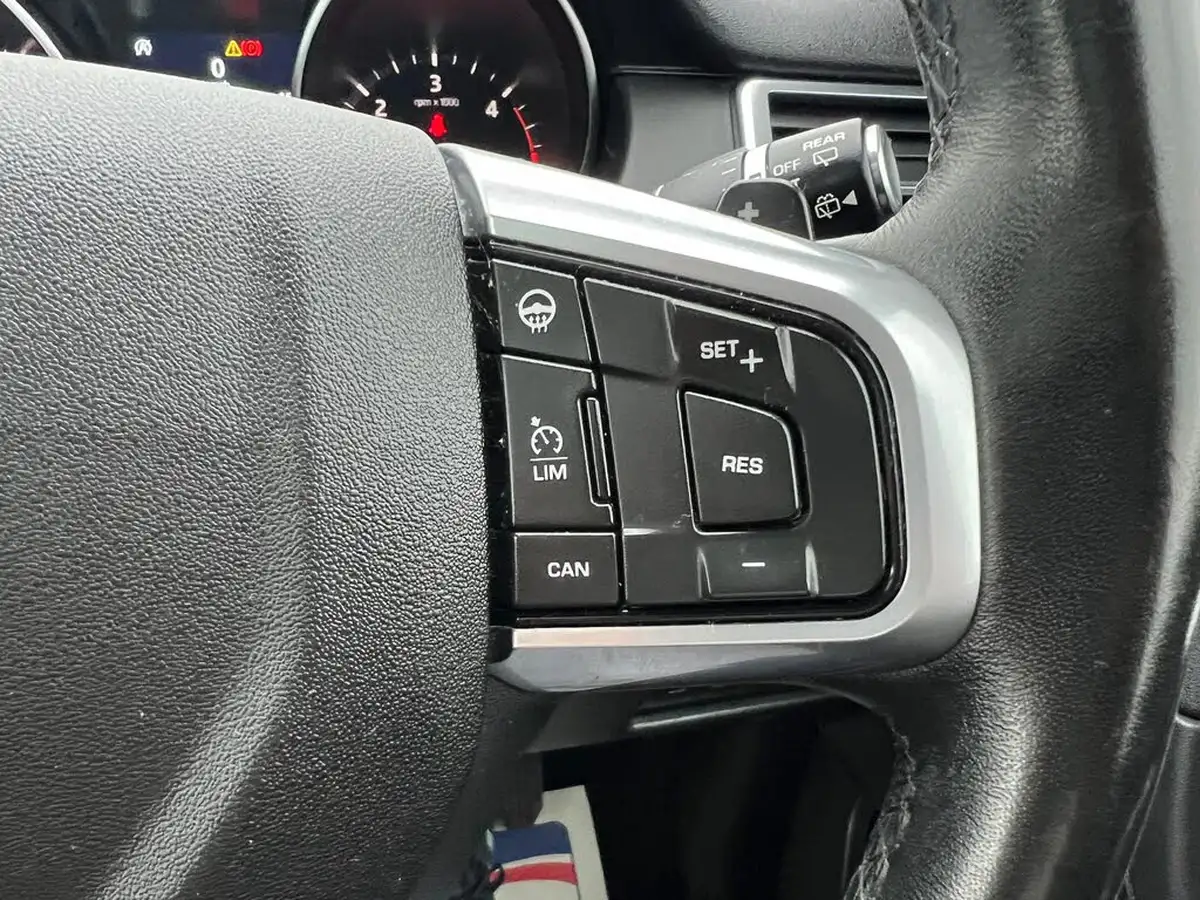 2018-land-rover-discovery-sport-20td4-landmark-big-36