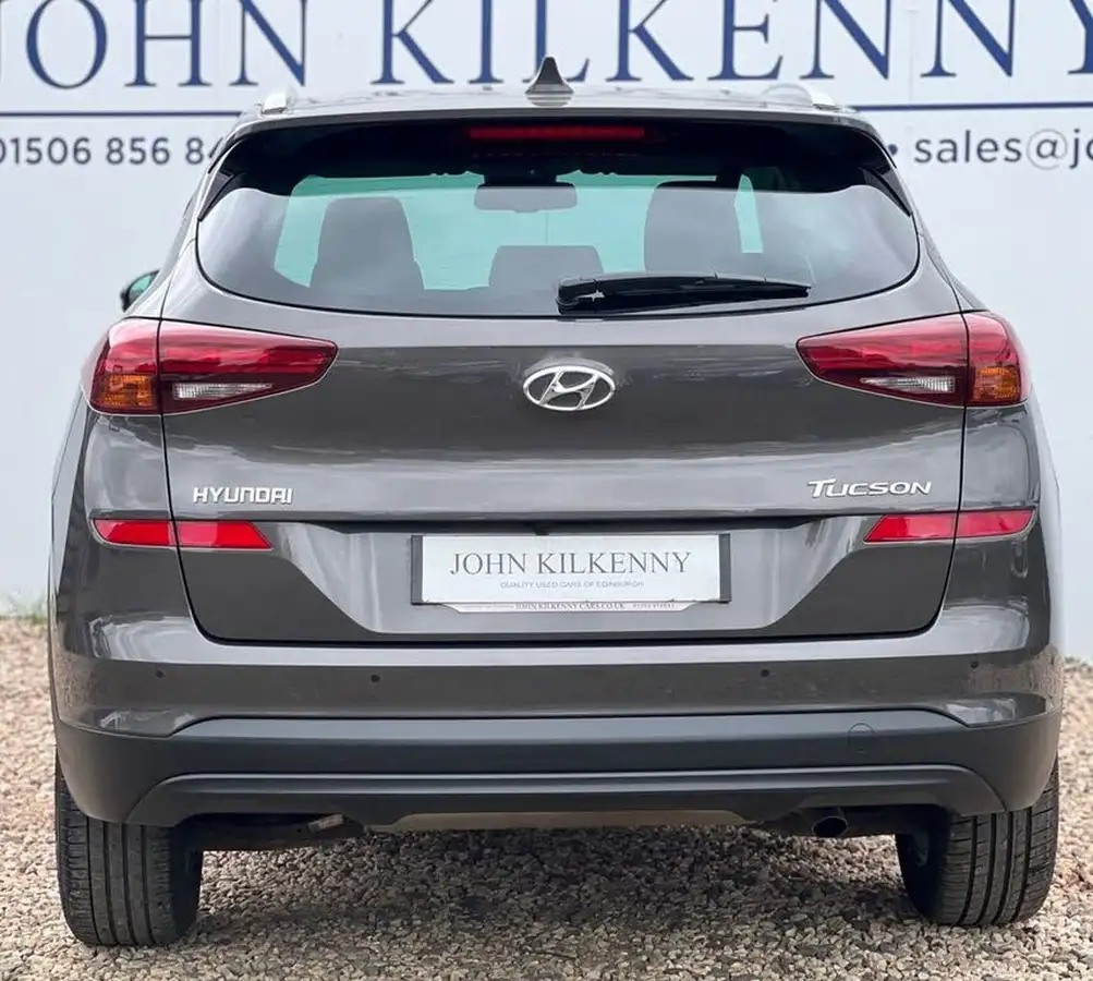 2019-hyundai-tucson-16-gdi-se-nav-big-4
