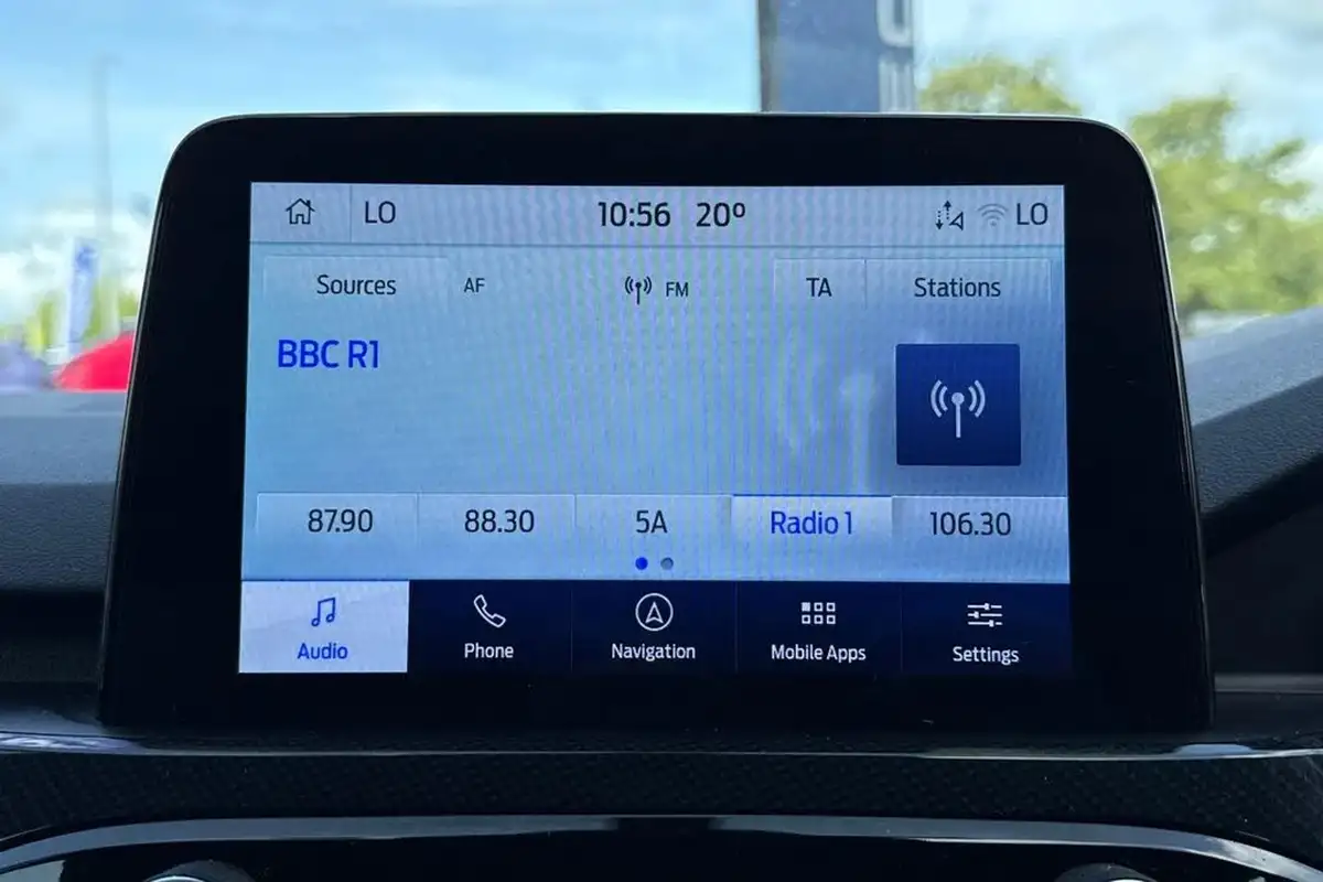 2021-ford-kuga-15t-st-line-edition-big-39