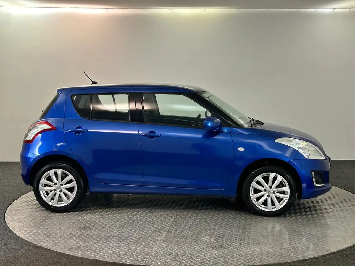 2016-suzuki-swift-12-sz3-4x4-5d-big-2