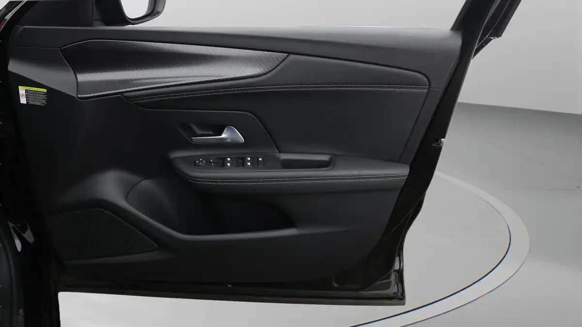 2024-vauxhall-mokka-12-gs-130ps-auto-big-15
