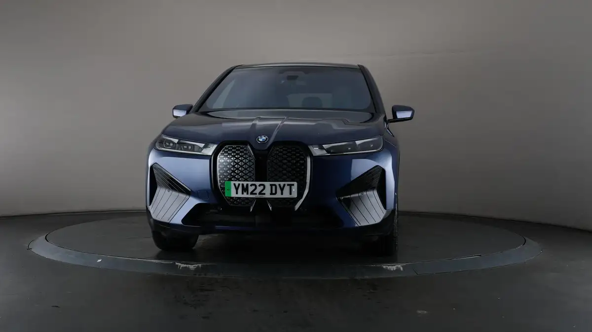 2022-bmw-ix-e-xdrive-40-m-sport-edition-big-56