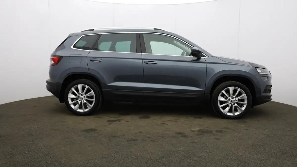 2019-skoda-karoq-15-tsi-se-l-dsg-big-54