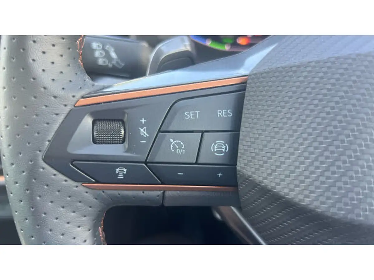 2024-cupra-formentor-14-e-hybrid-v1-big-29