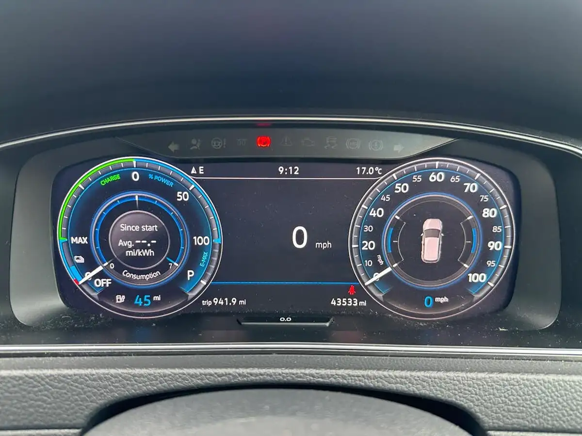 2019-volkswagen-golf-e-e-golf-big-4