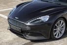 2013-aston-martin-vanquish-59-small-19